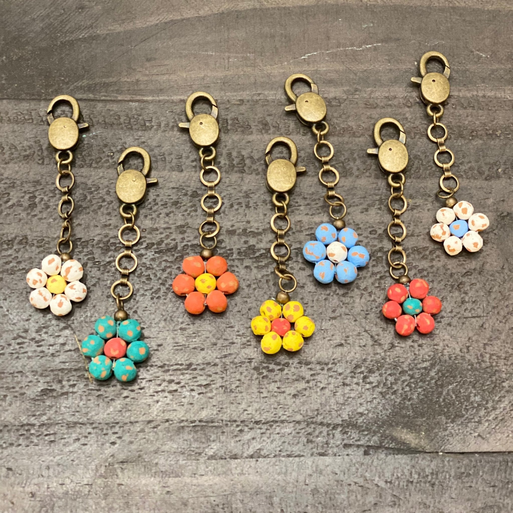 Ceramic Daisy Keychain