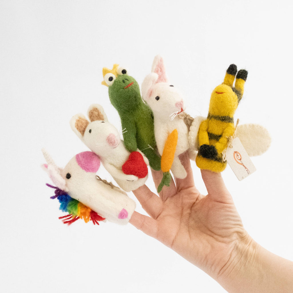 Bee handmade felt Finger Puppet - Sensory Play for kids - Magic Meadow collection