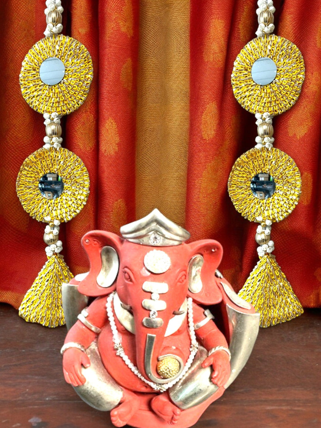 Mirror, Flowers & Bell Lari, Set of 2