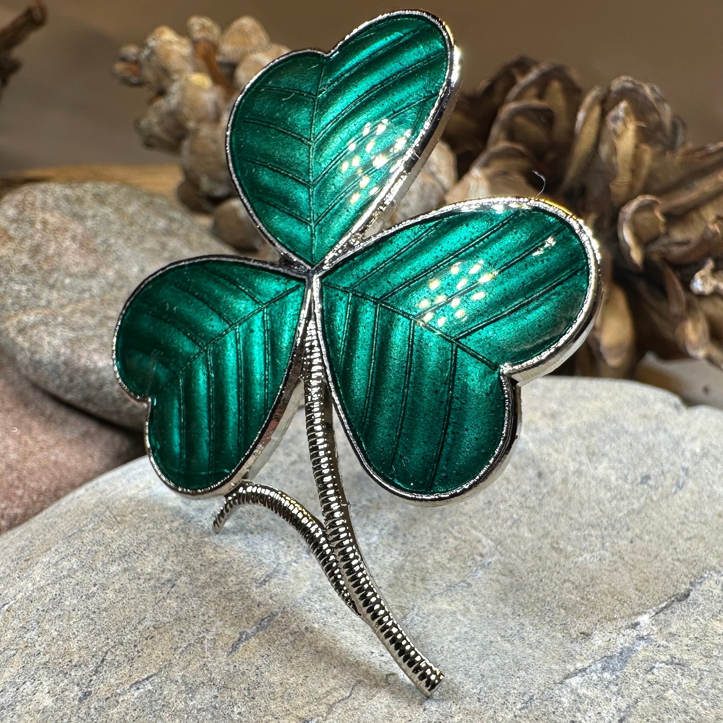 Enamel Green Irish Shamrock Scarf Ring