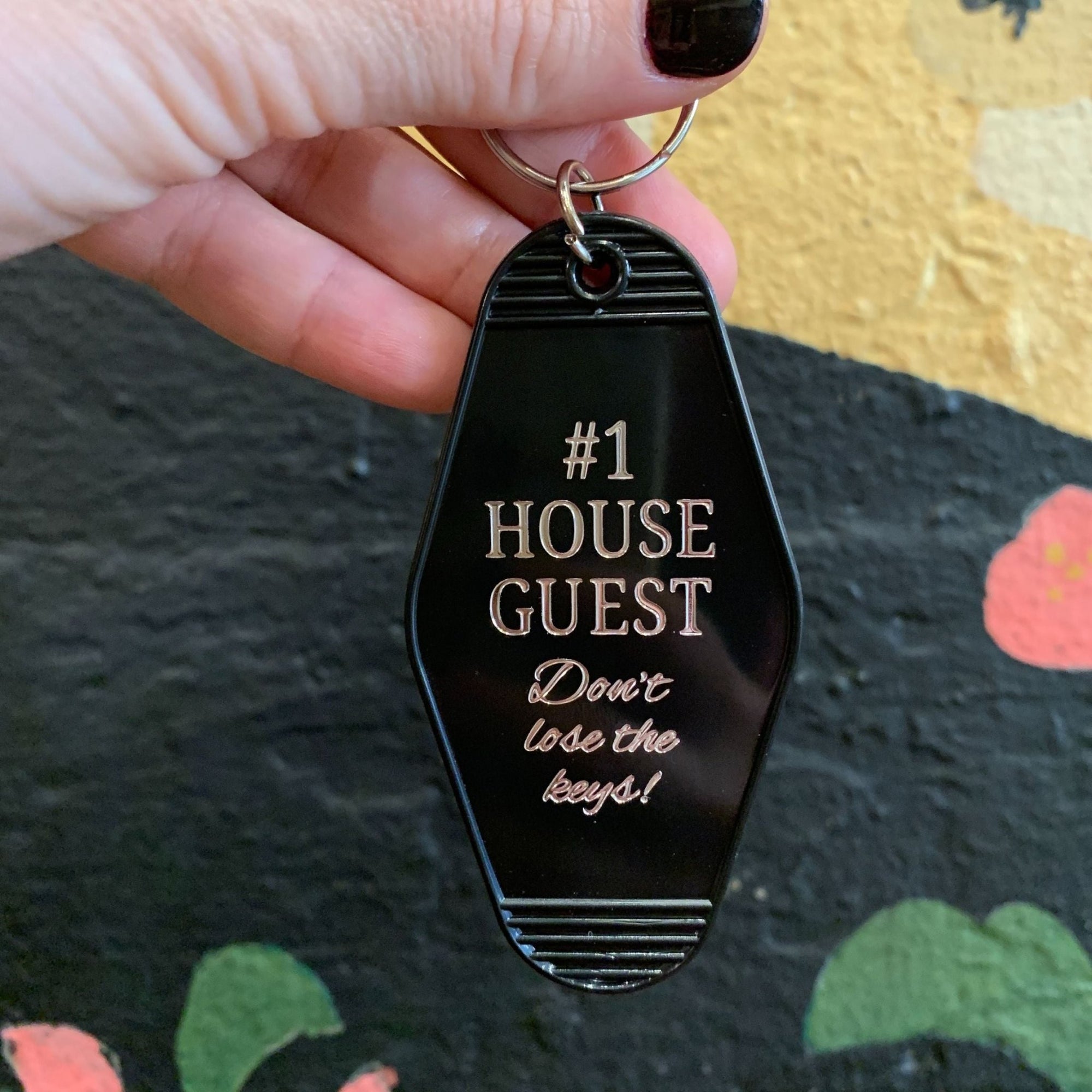 1 House Guest Don't Lose the Keys Motel Style Keychain
