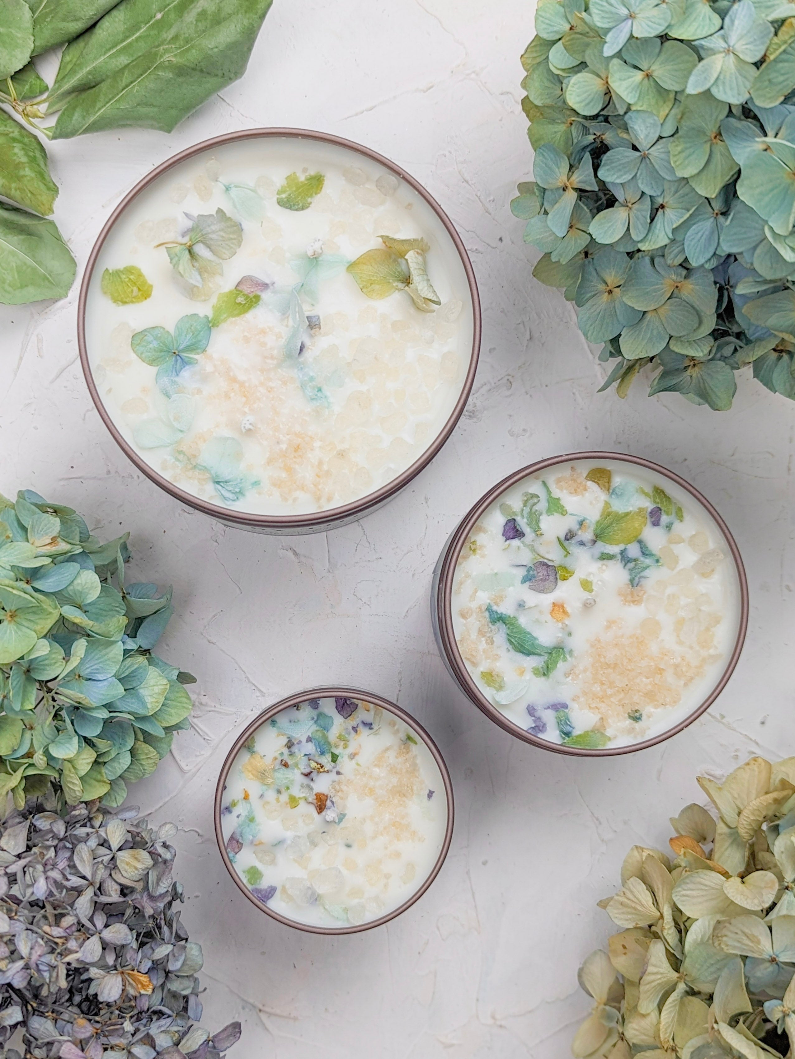 BY THE SEA Hydrangea Sea Salt Candle