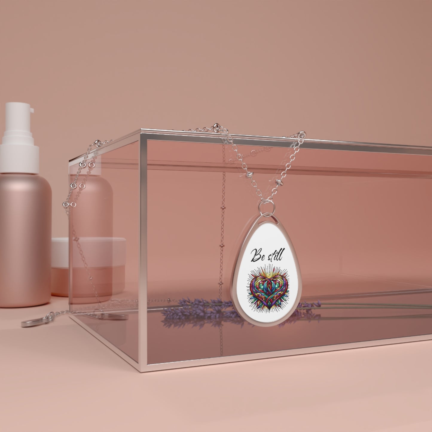 Be still Oval Necklace