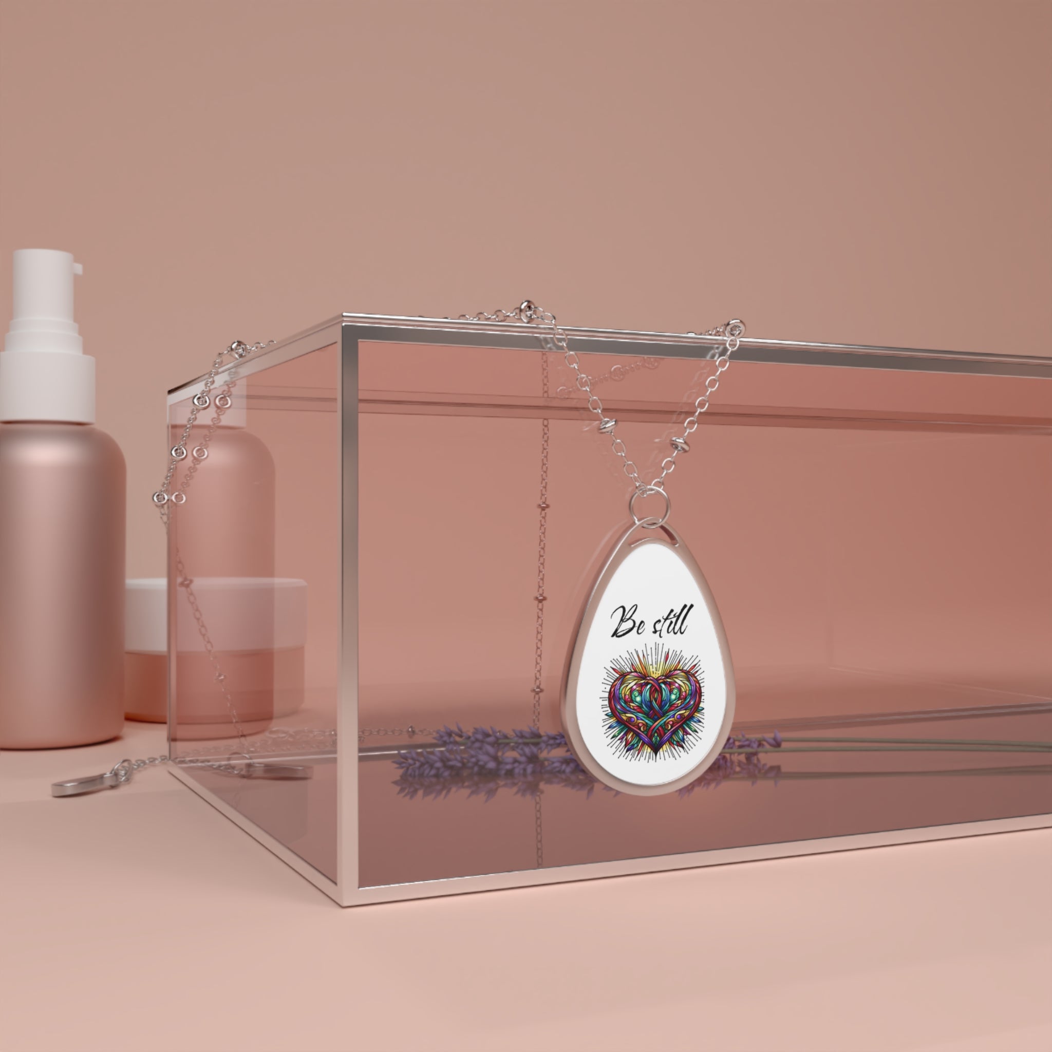 Be still Oval Necklace