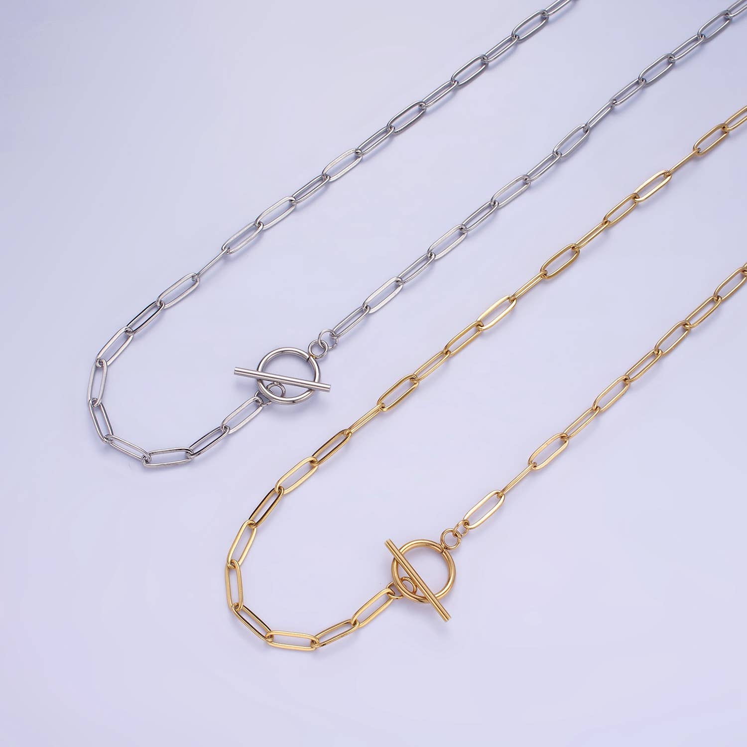 14K Gold Filled Toggle Clasps Paperclip Chain 19" Necklace | Silver or Gold Necklaces La Vie Bien 14K Gold Filled Toggle Clasps Paperclip Chain 19" Necklace | Silver or Gold