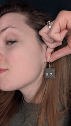 1987 square 80s baby earrings - brown Handmade Jewelry La Vie Bien 1987 square 80s baby earrings - brown