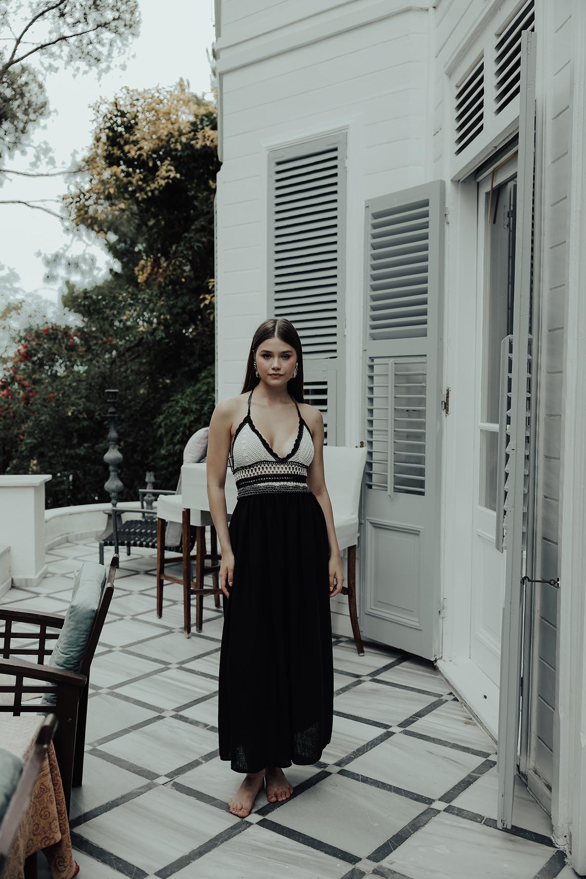 Rey Lace Dress — Black