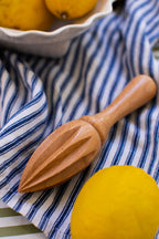 Beech Wood Citrus Juicer | Plastic-Free Manual Juicer | Compostable Kitchen Tool