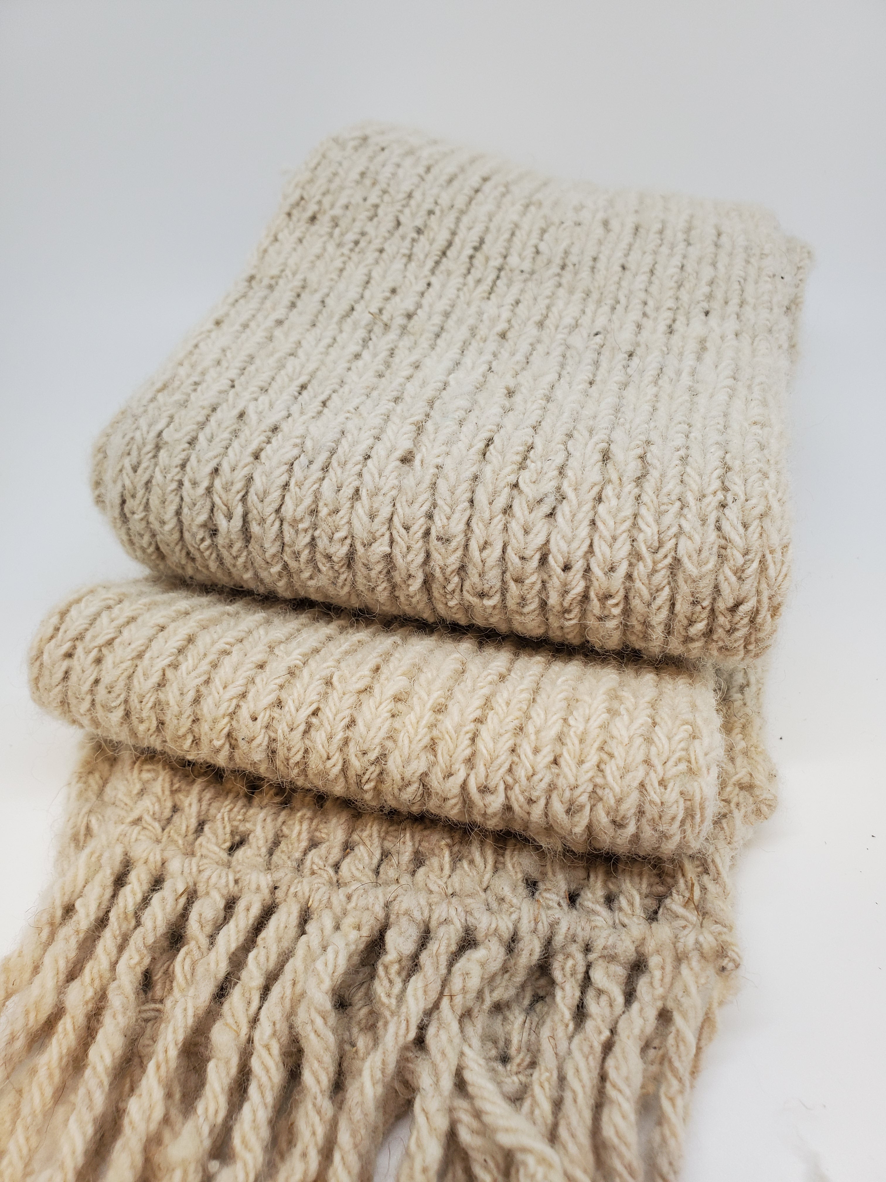 Sheep's wool hand knit scarf