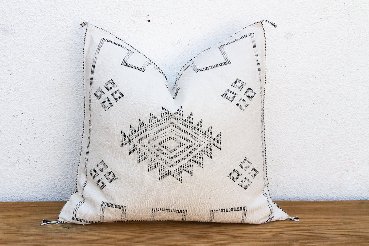 24" Nomad Diamond Moroccan Silk Pillow Throw Pillow La Vie Bien 24" Nomad Diamond Moroccan Silk Pillow