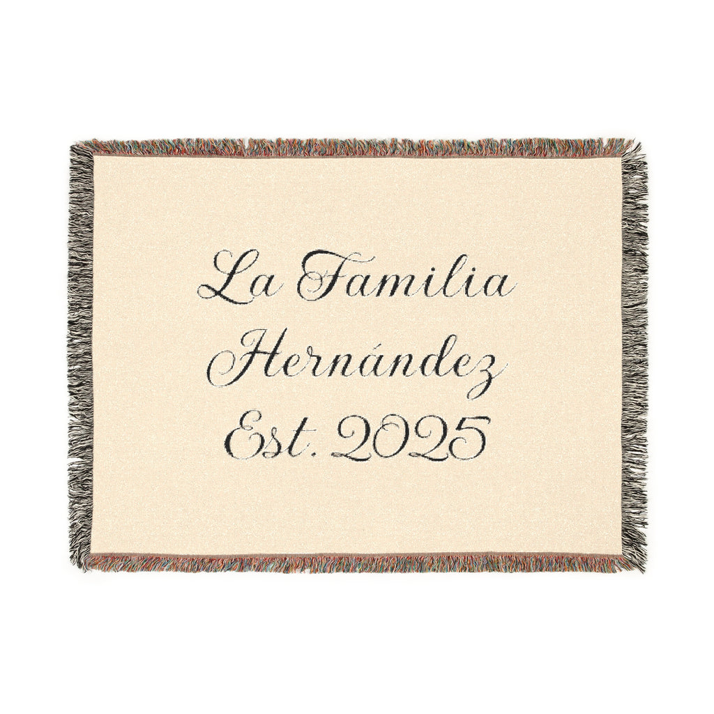 Manta tejida personalizada con apellido familiar y año