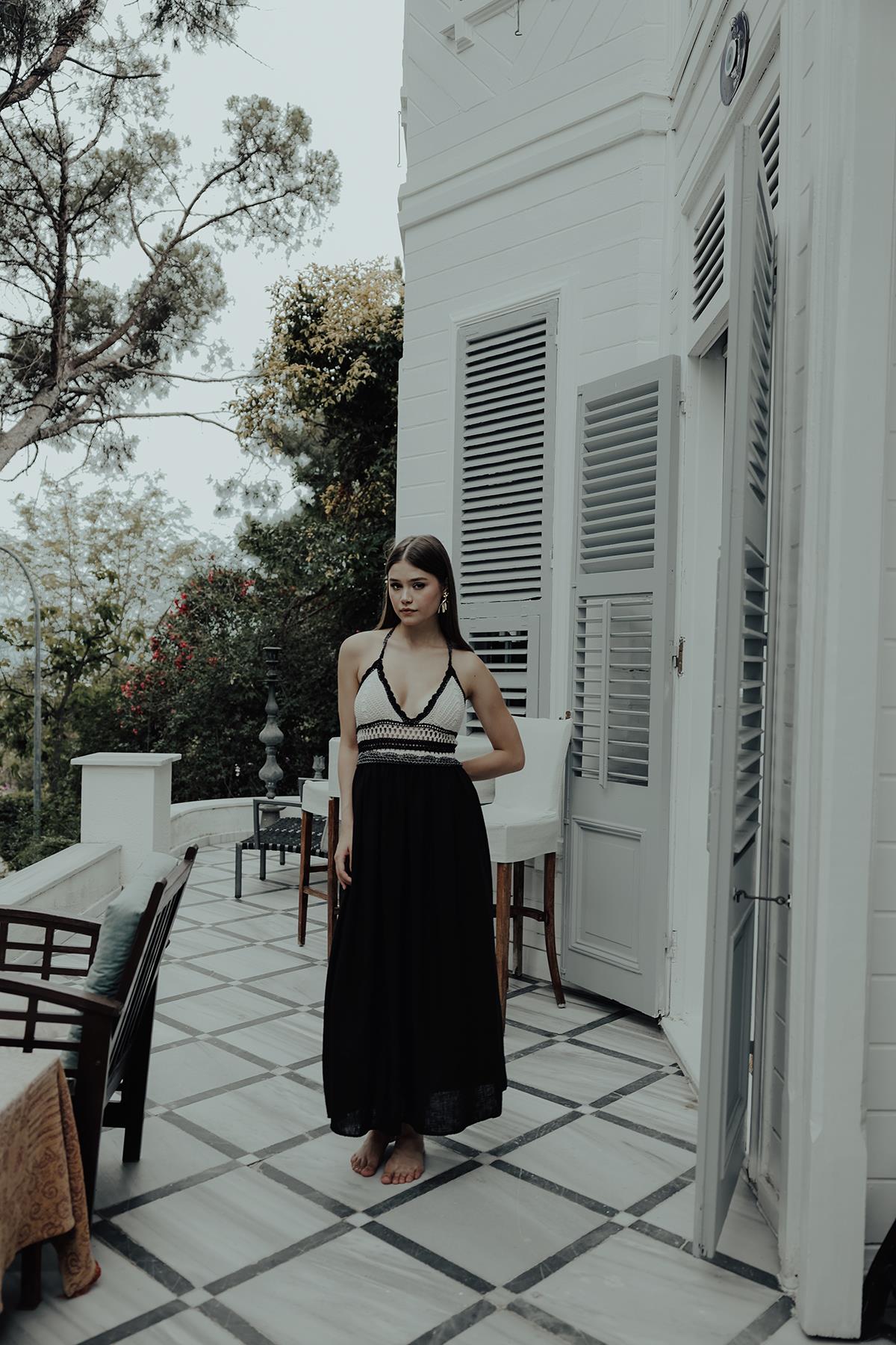 Rey Lace Dress — Black