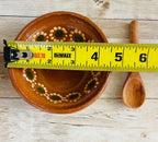 2x Mexican Terra Cota Bowls with Wood Spoon Salsero de Barro con 2 Cucharas de Madera La Vie Bien 2x Mexican Terra Cota Bowls with Wood Spoon Salsero de Barro con 2 Cucharas de Madera