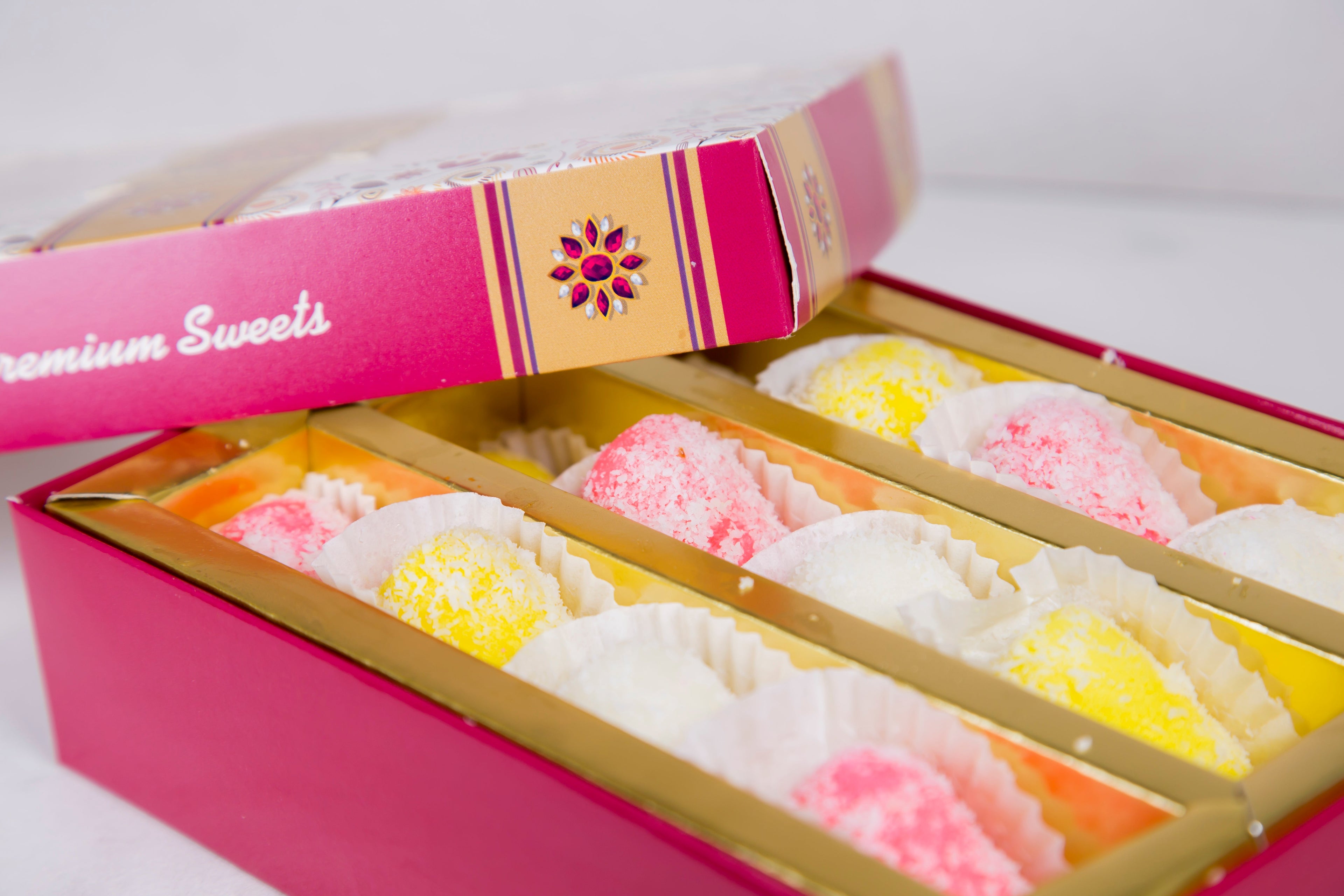Cham Cham Mix Box