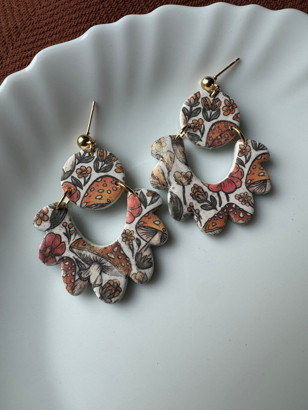 Taylor, in Mushrooms