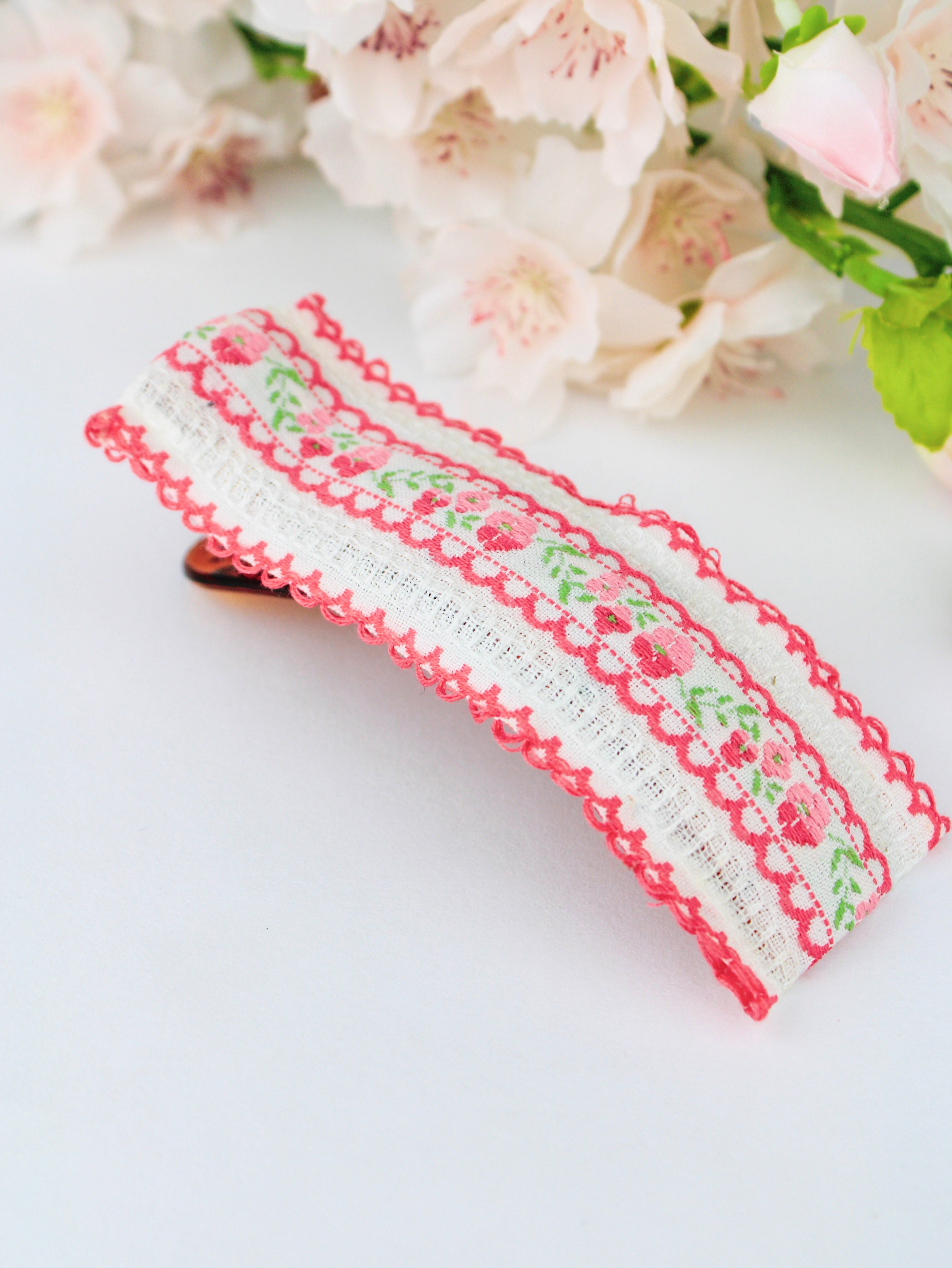 Spring in Sweden Vintage Ribbon Hair Clip