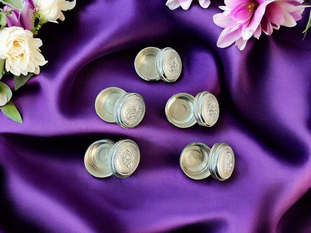 Sindoor Dani, Set of 5