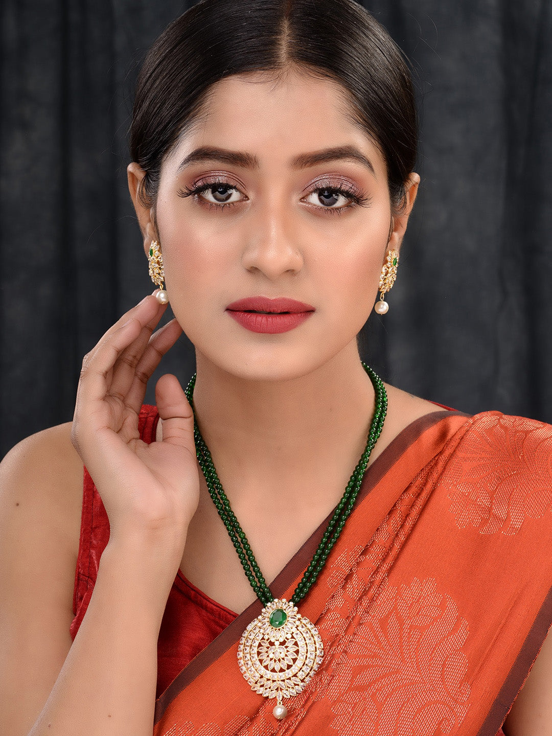 Saraf RS Jewellery Gold-Polished Polki Studded With Beads Handcrafted Jewellery Set