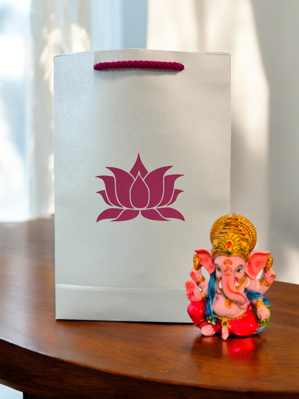 Lotus Paper Gift Bag, Set of 10