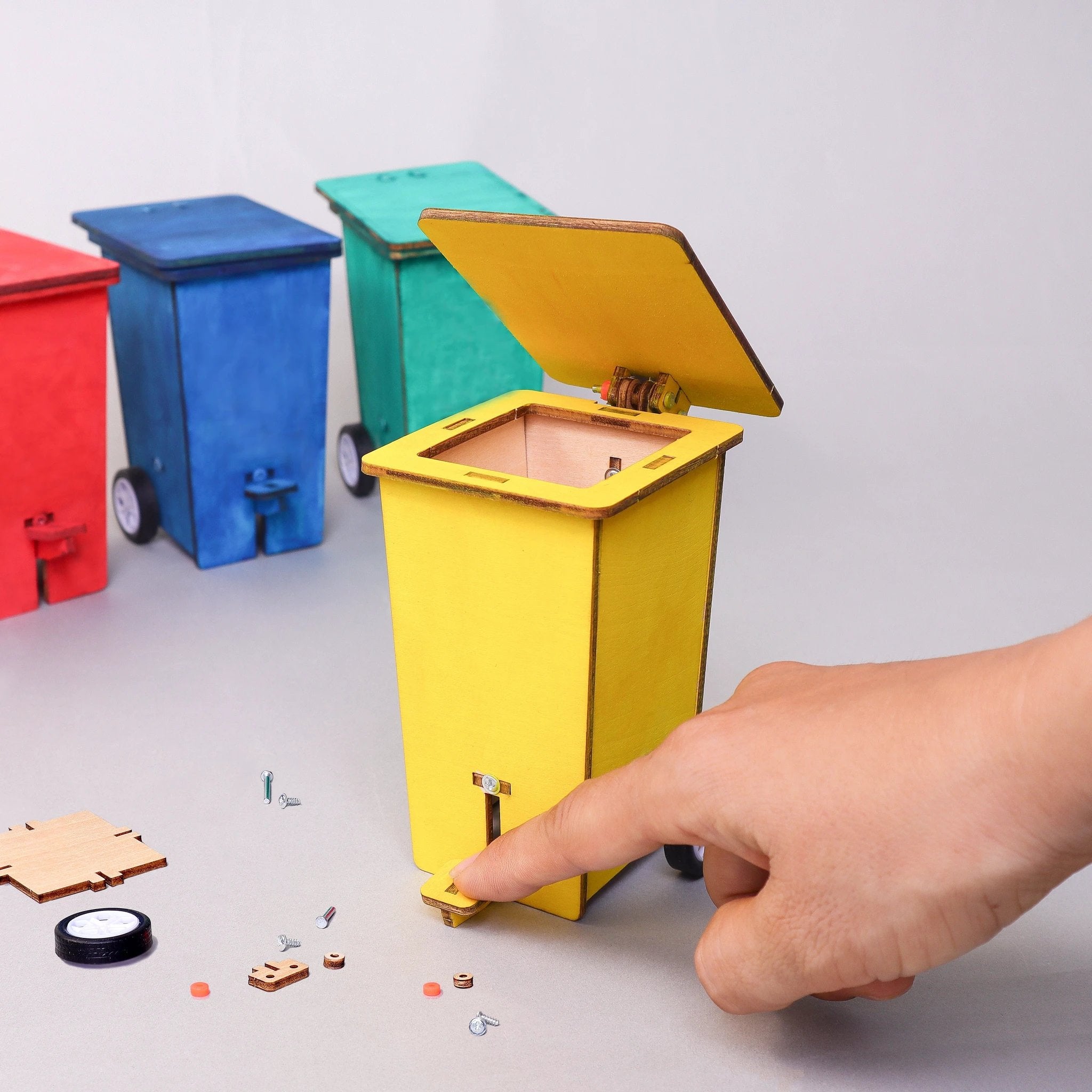 Build & Paint Mini Trash Cans (Set of 2) – Fun Desk Décor & Craft Project by Kitsville