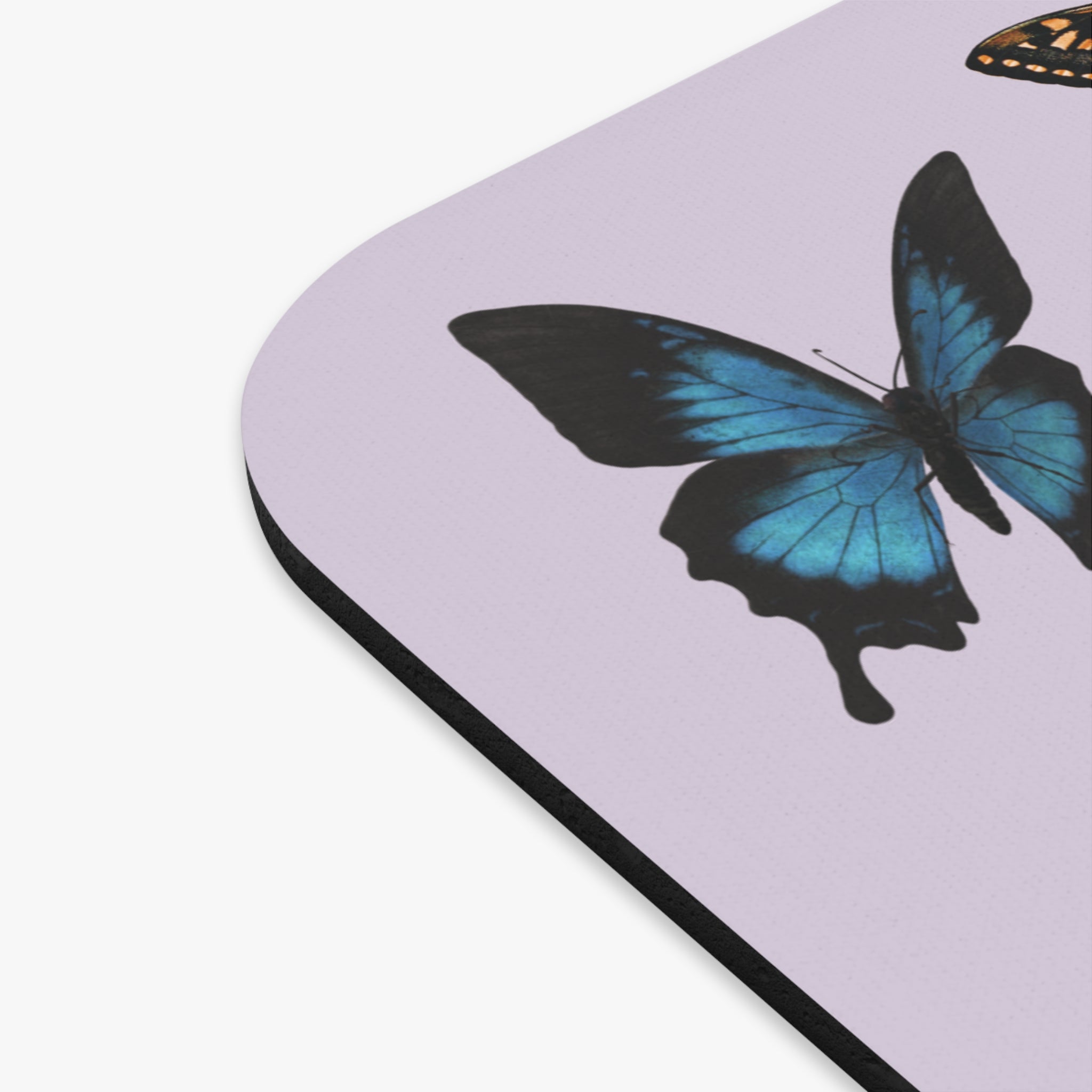 die Schmetterlinge German Butterfly Mouse Pad in dusty purple – Vintage Botanical Desk Mat