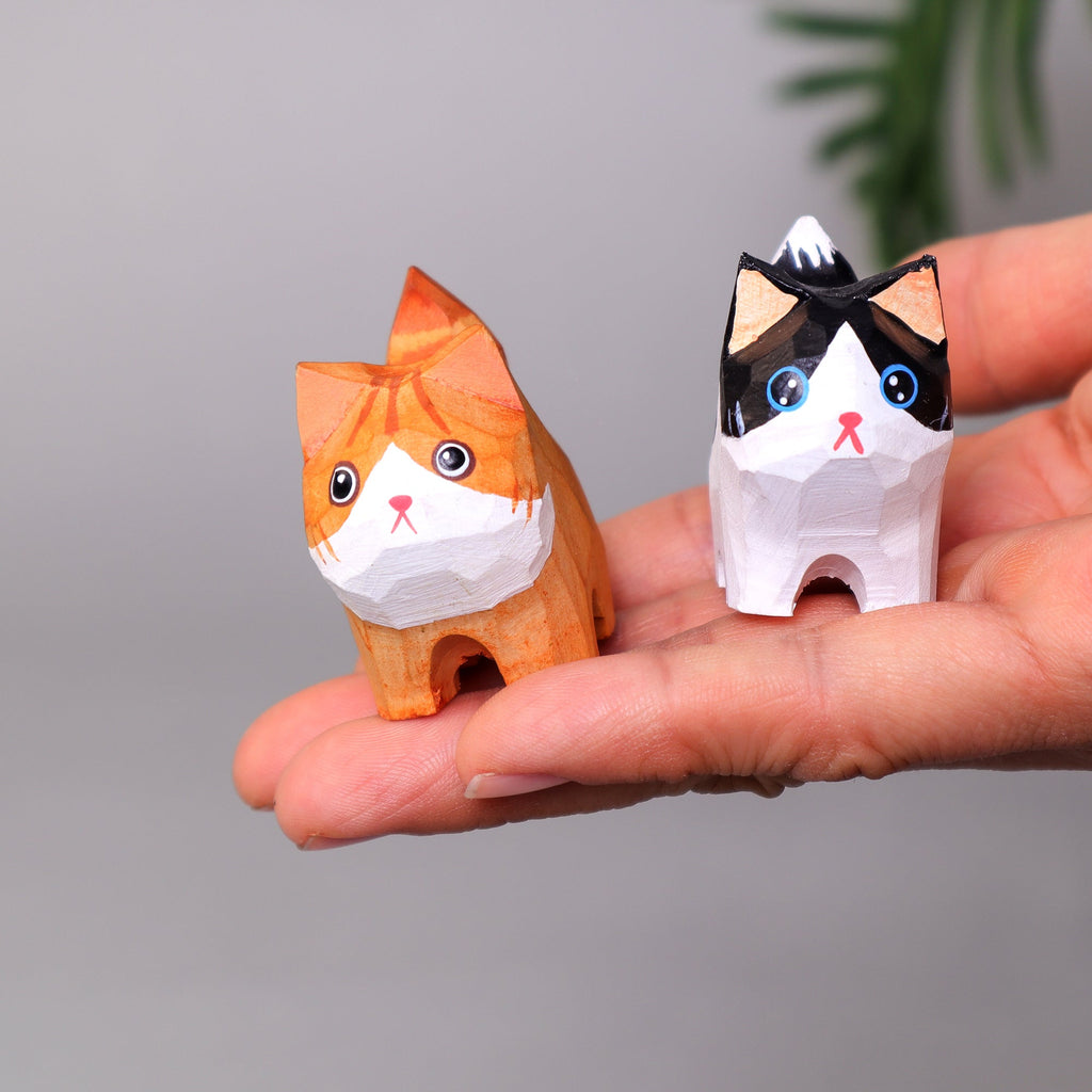 Hand-Carved Cat Painting Kit – Paint Two Cats, Create a Keychain