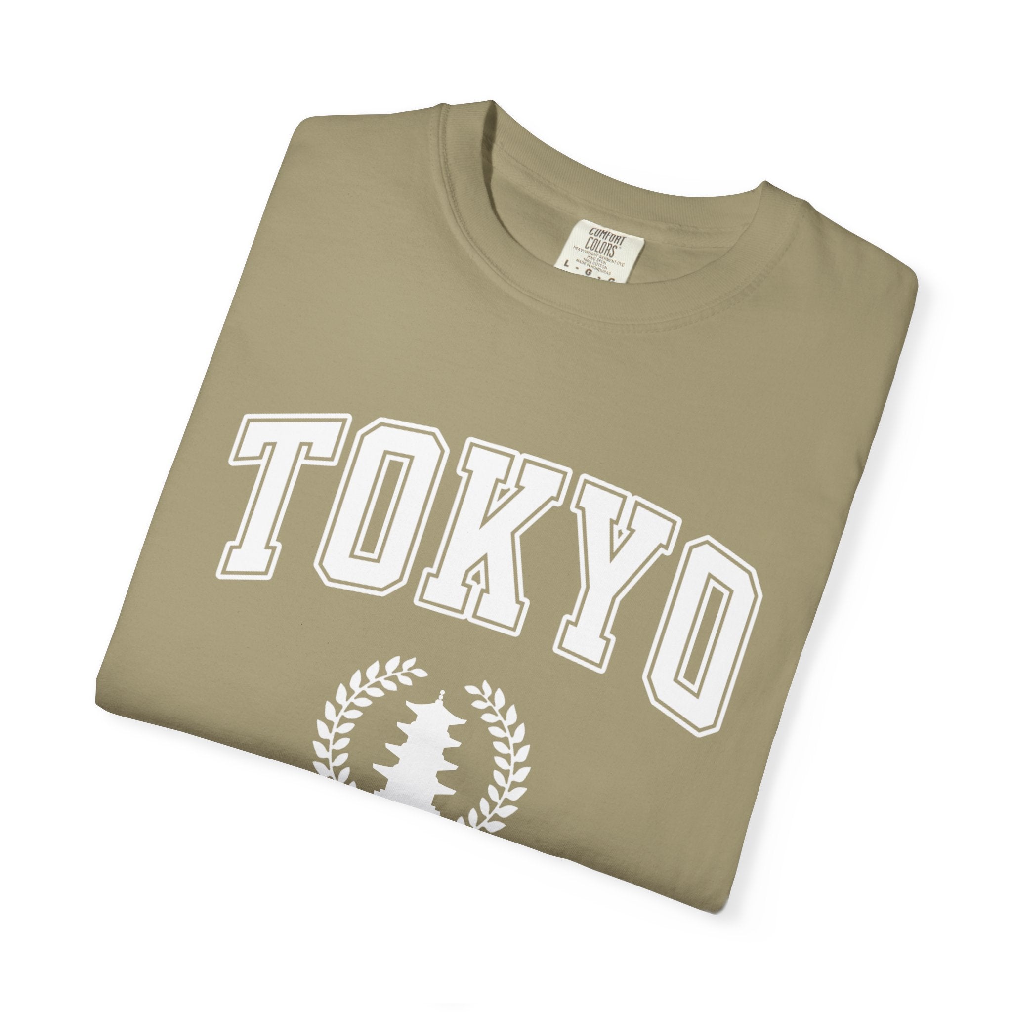 Tokyo Vintage-Style pagoda with laurel T-Shirt — Collegiate Graphic Tee