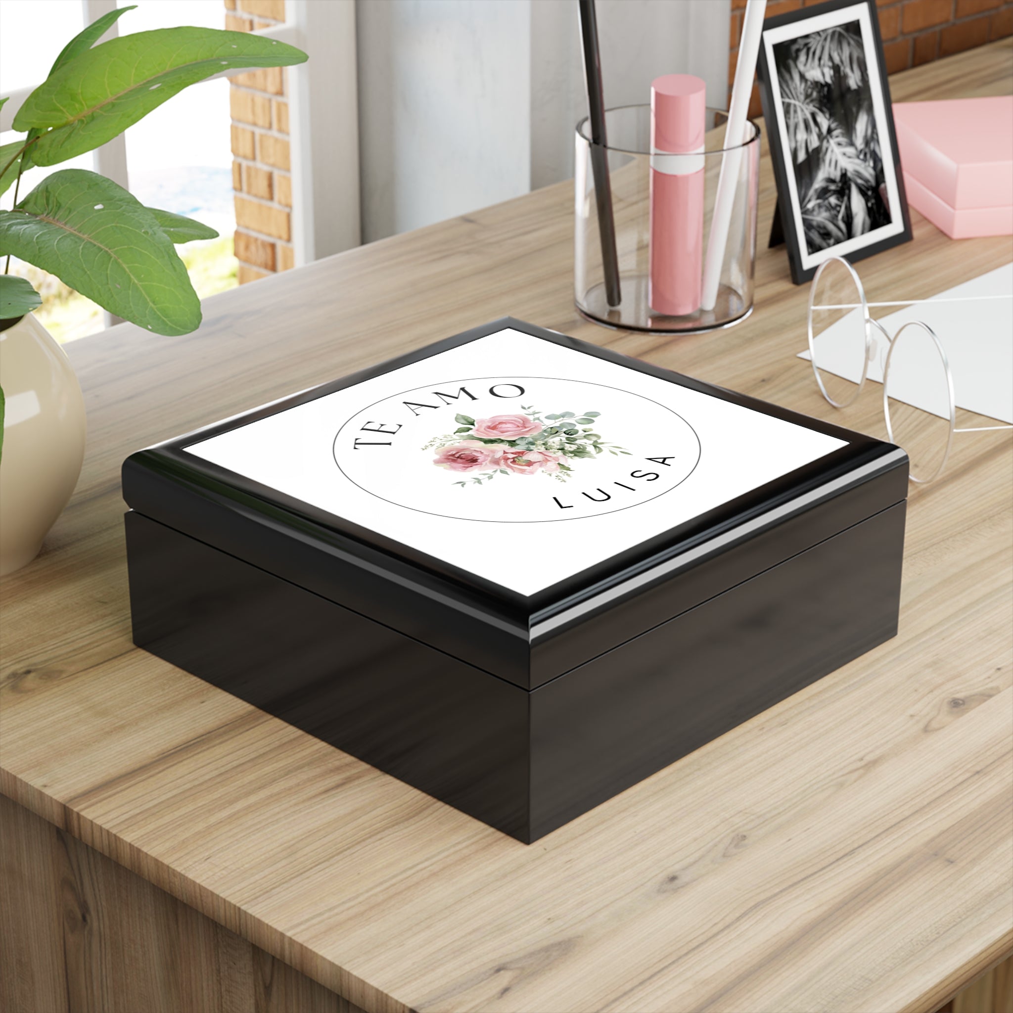 Personalized Te Amo Jewelry Box with Name