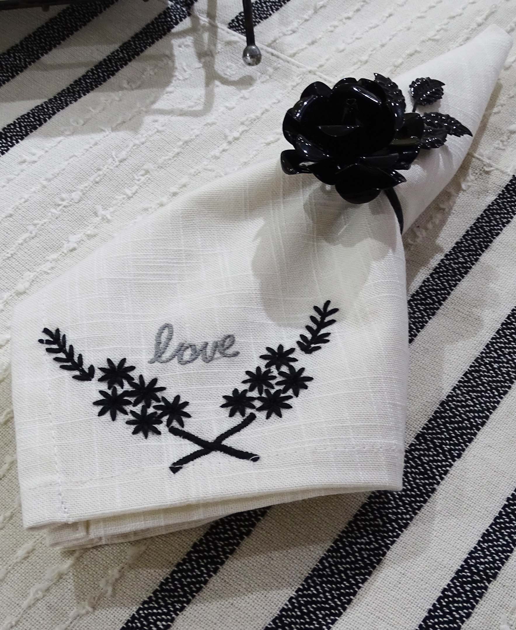 Table Cloth Napkins Set of 4 with Love Embroidery