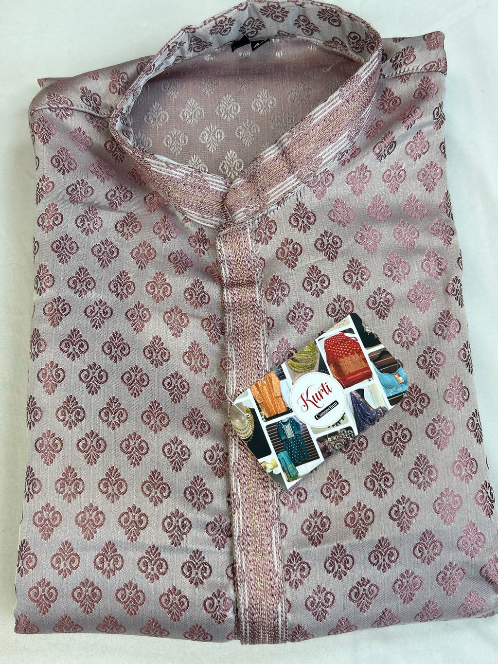 2092 - Silk kurta with white pant