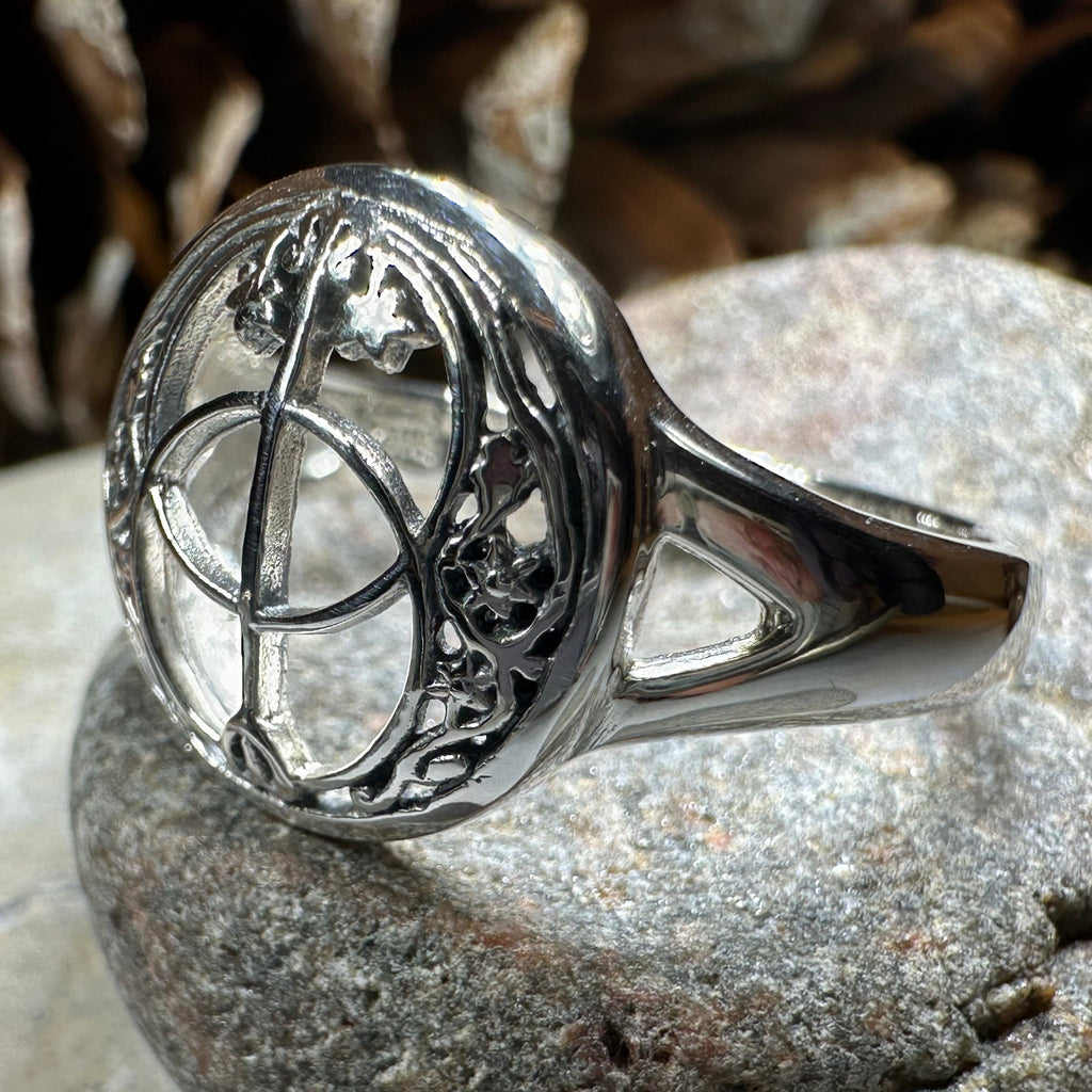 Chalice Well Ring in Sterling Silver