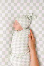 Leaf Green Checkered Knotted Hat
