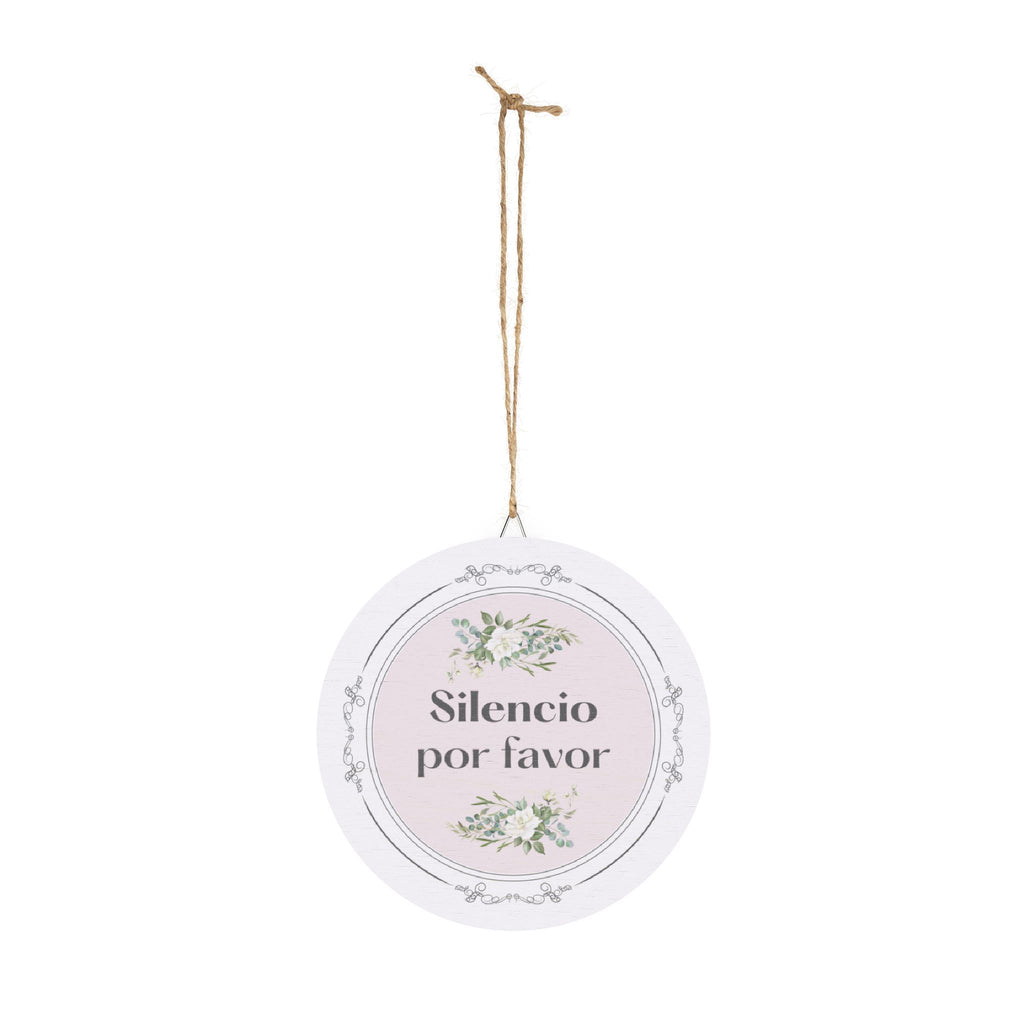 Silencio por favor hanging wooden wall sign