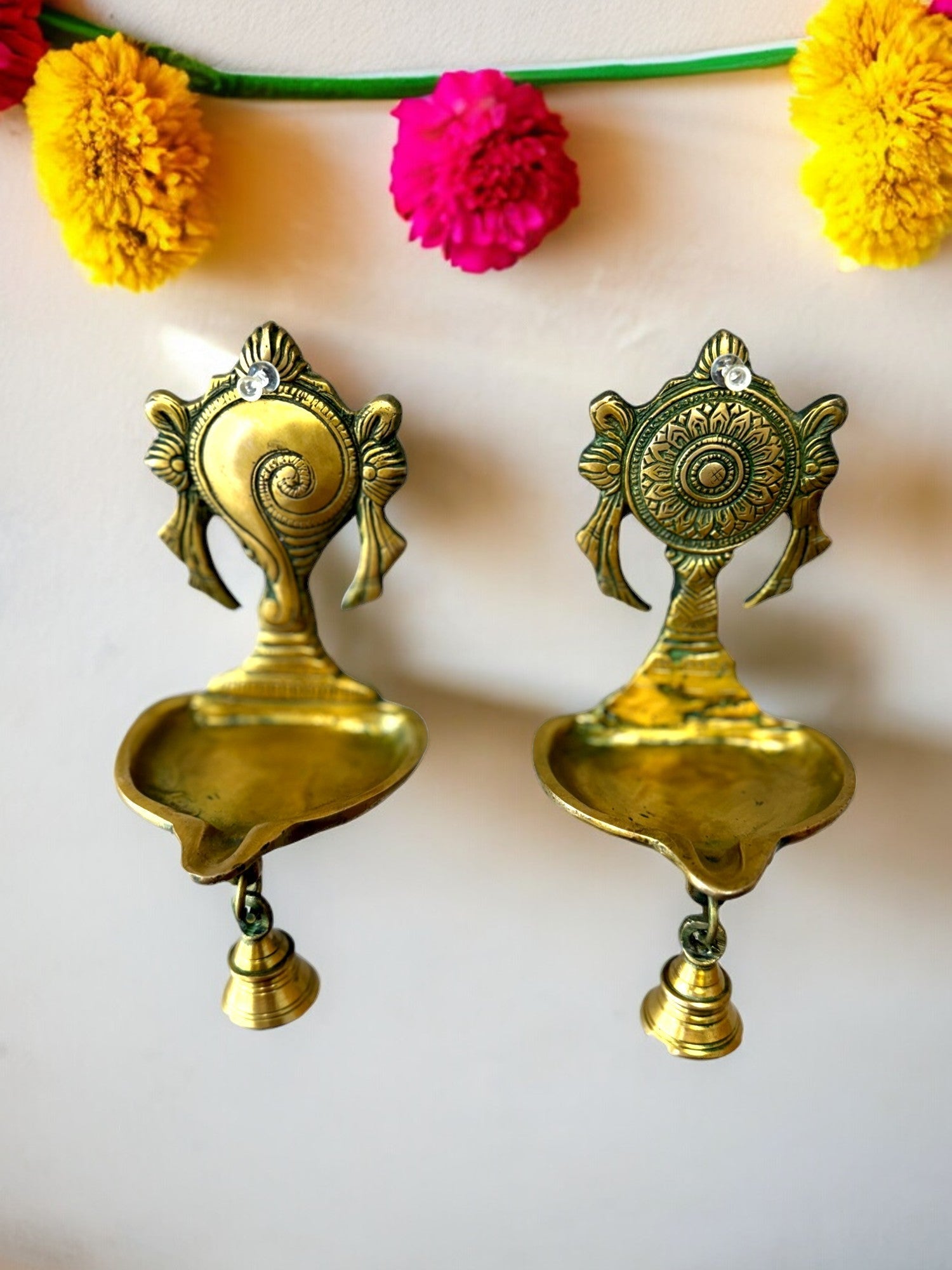 Hanging Shankh & Chakra Diya