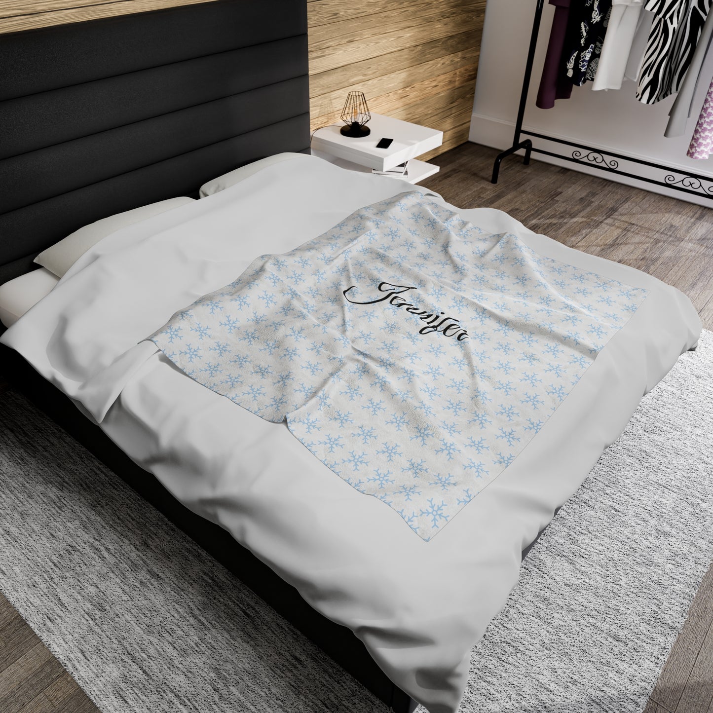 Personalized Winter Snowflake Velveteen Plush Blanket