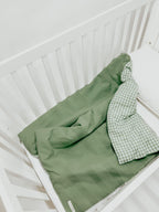 Ivy Gingham Quilted Blanket