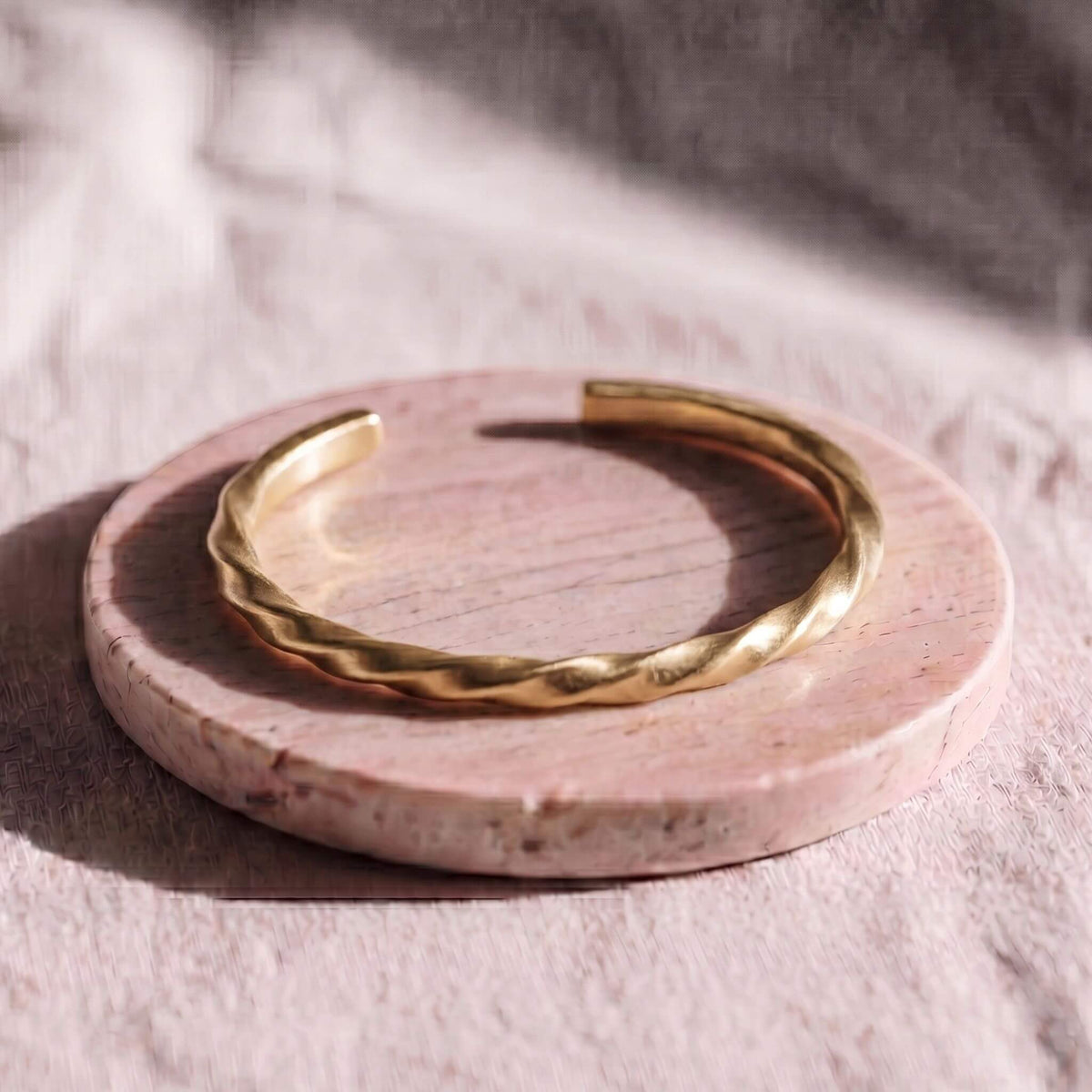 Brass Circular Twist Cuff Bracelet for Women - Uzi