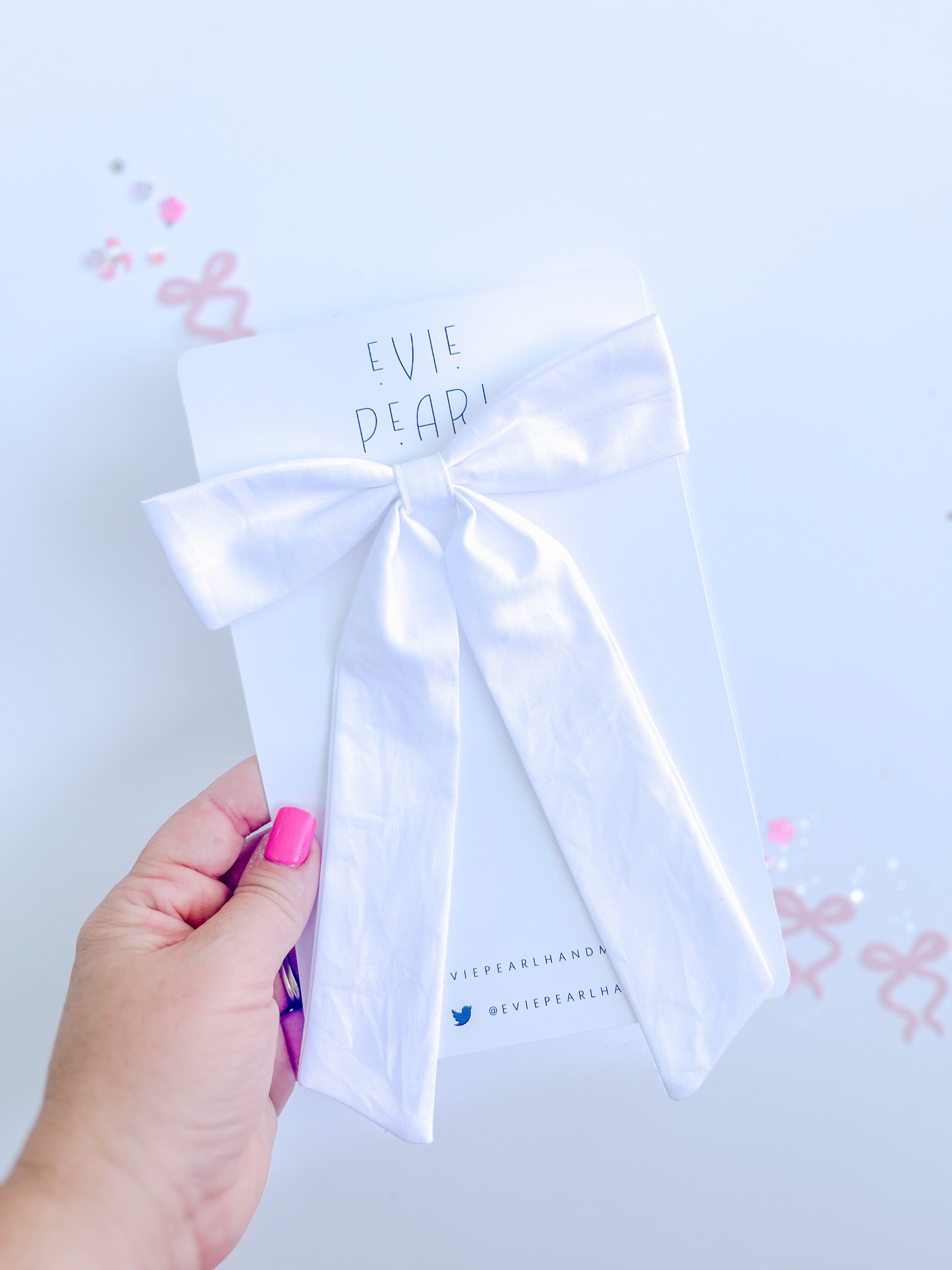 White Solid Longtailed Bow