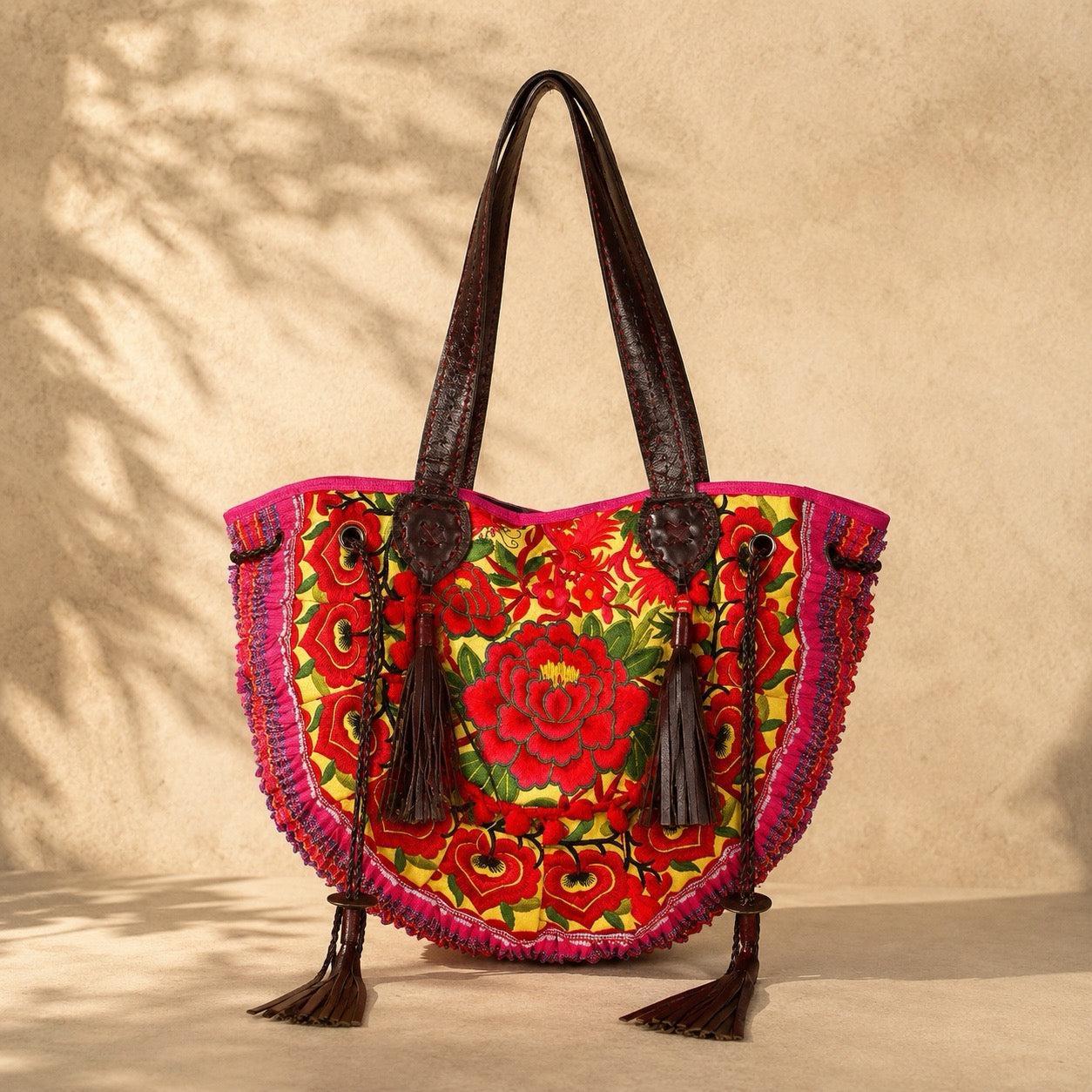 Half-Moon Ibiza Vintage Leather Boho Moon Shoulder Bag - Thailand