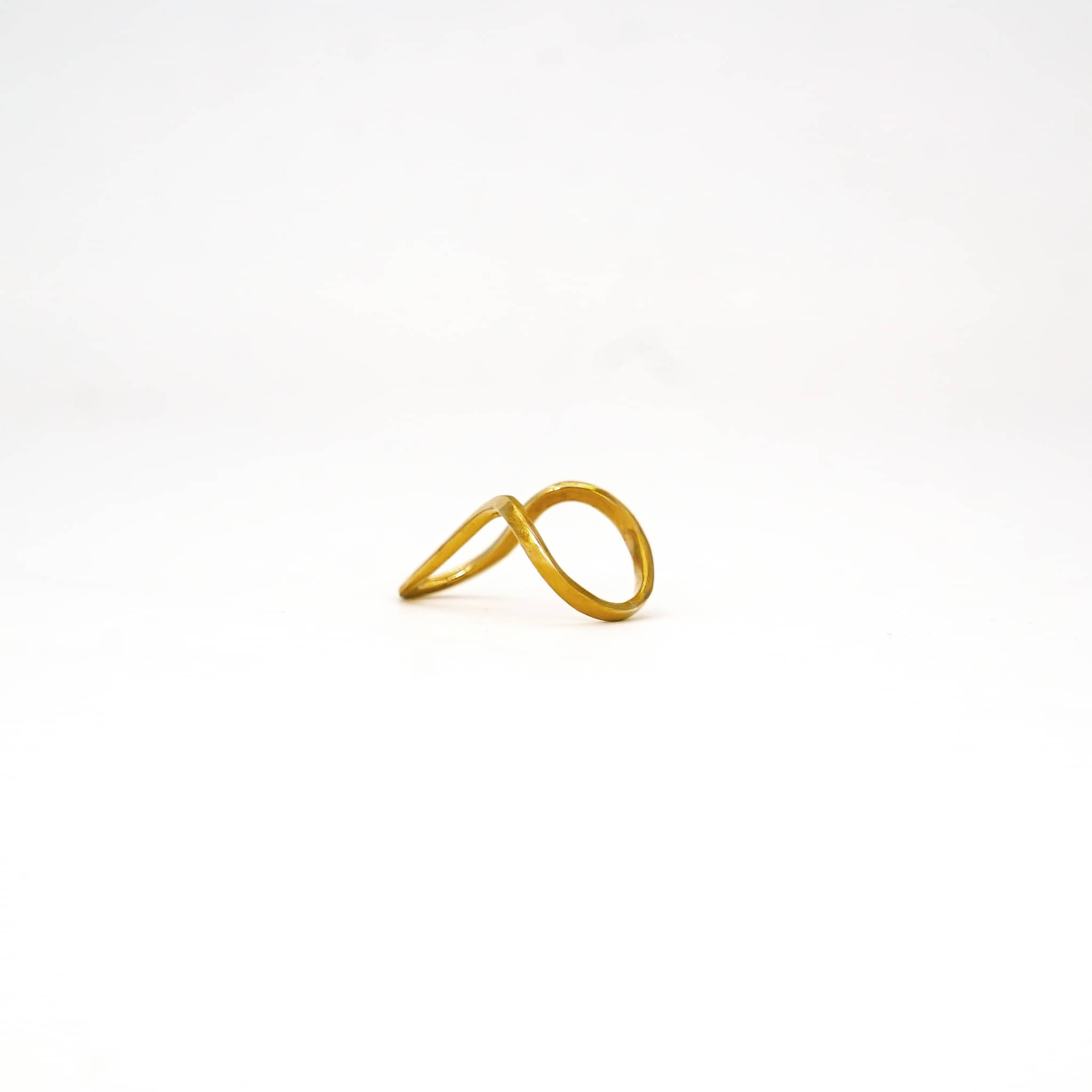 Mila Wire Work Ring