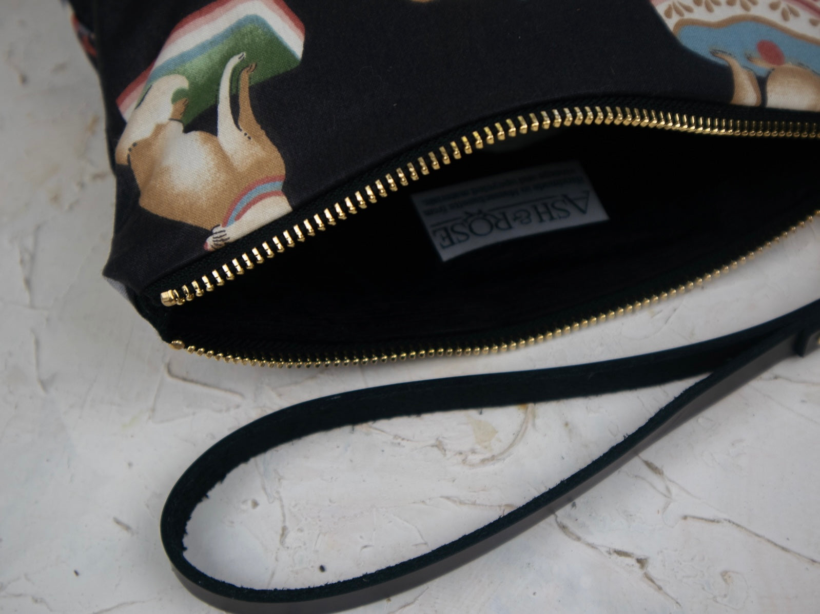 Cirque du Forêt Wristlet