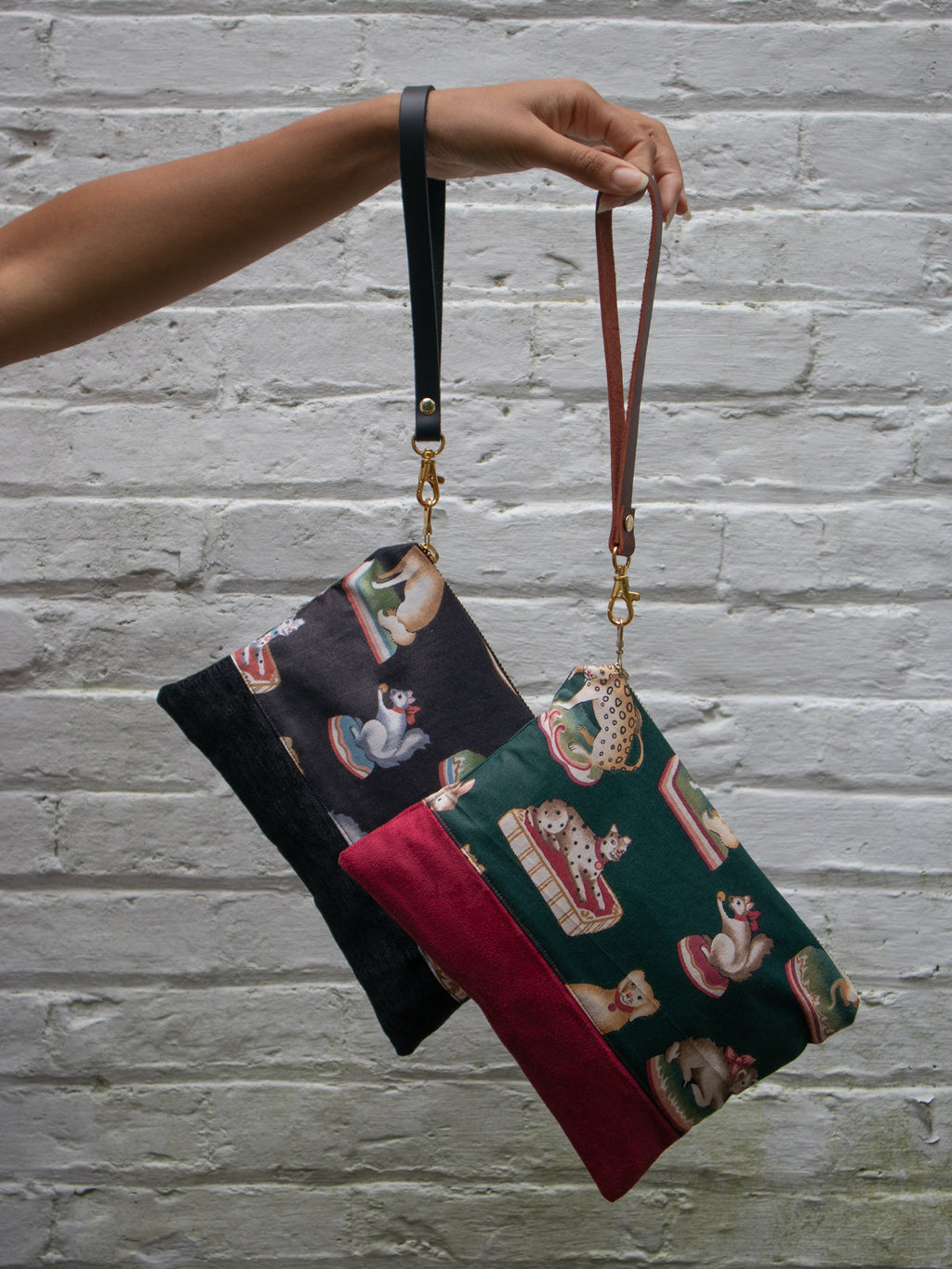 Cirque du Forêt Wristlet