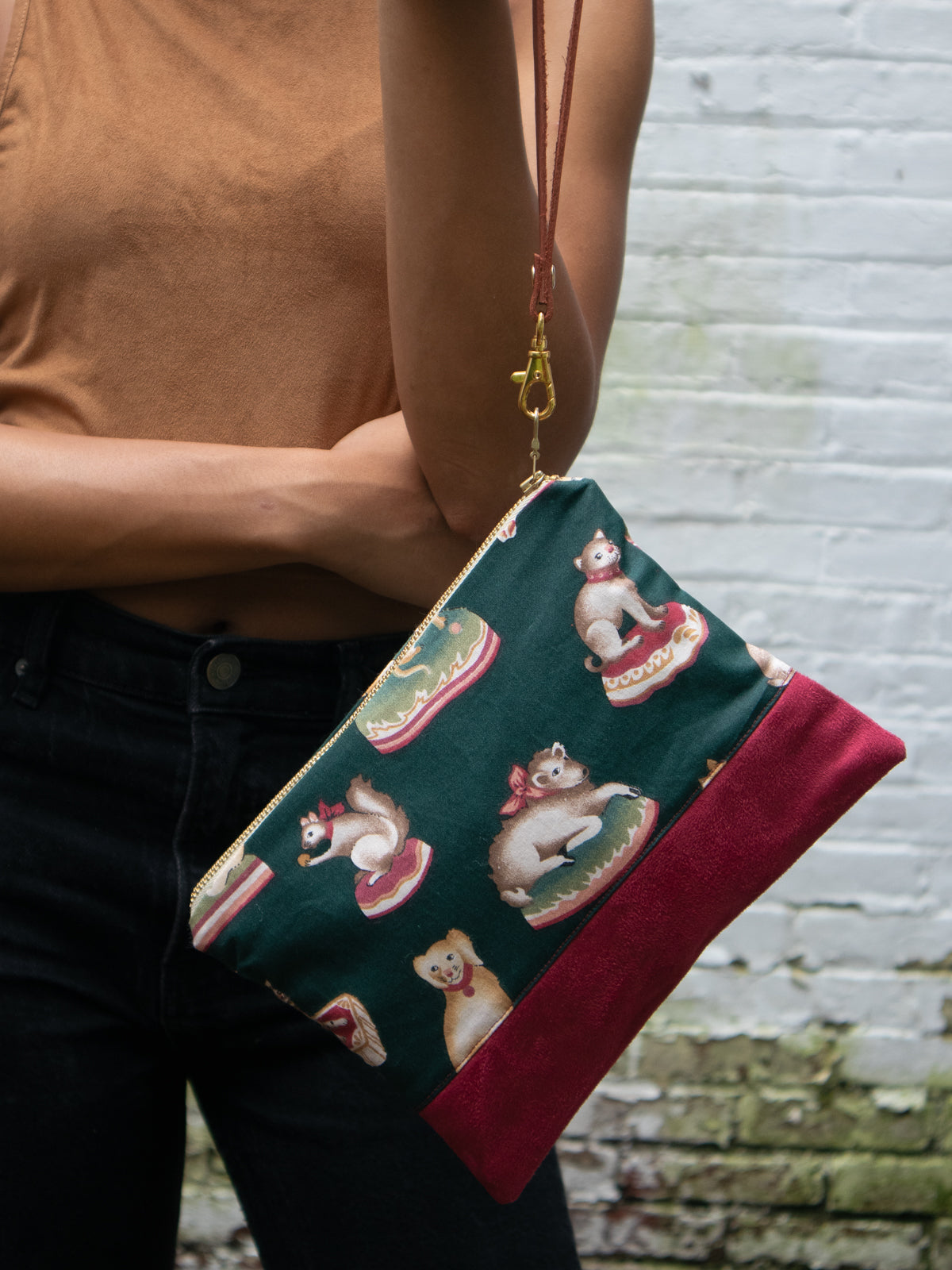 Cirque du Forêt Wristlet