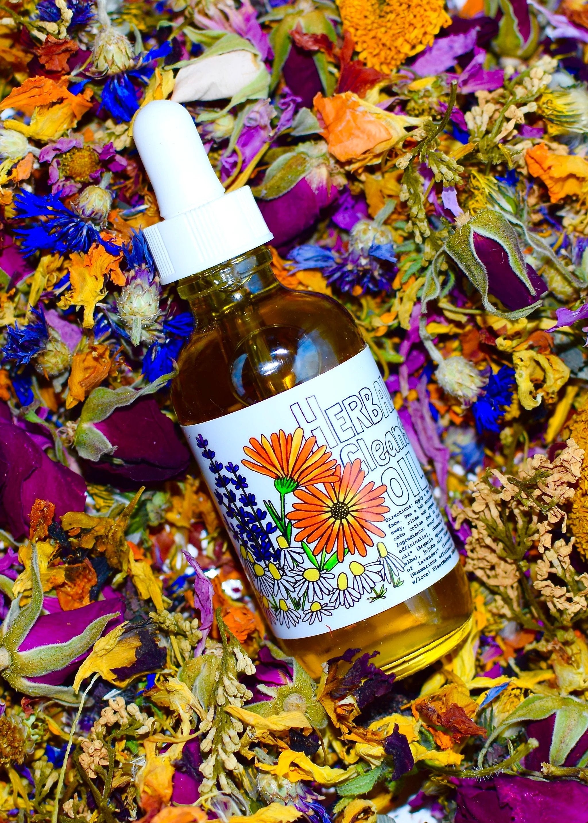Herbal Cleansing Oil by plant makeup