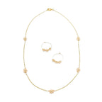 Daisy gold earrings