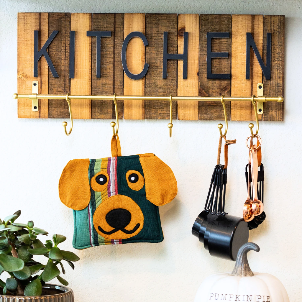 Dog Pot Holder by Upavim Crafts