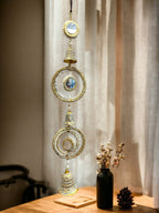 Gota, Mirror, Pearl & Bell Lari