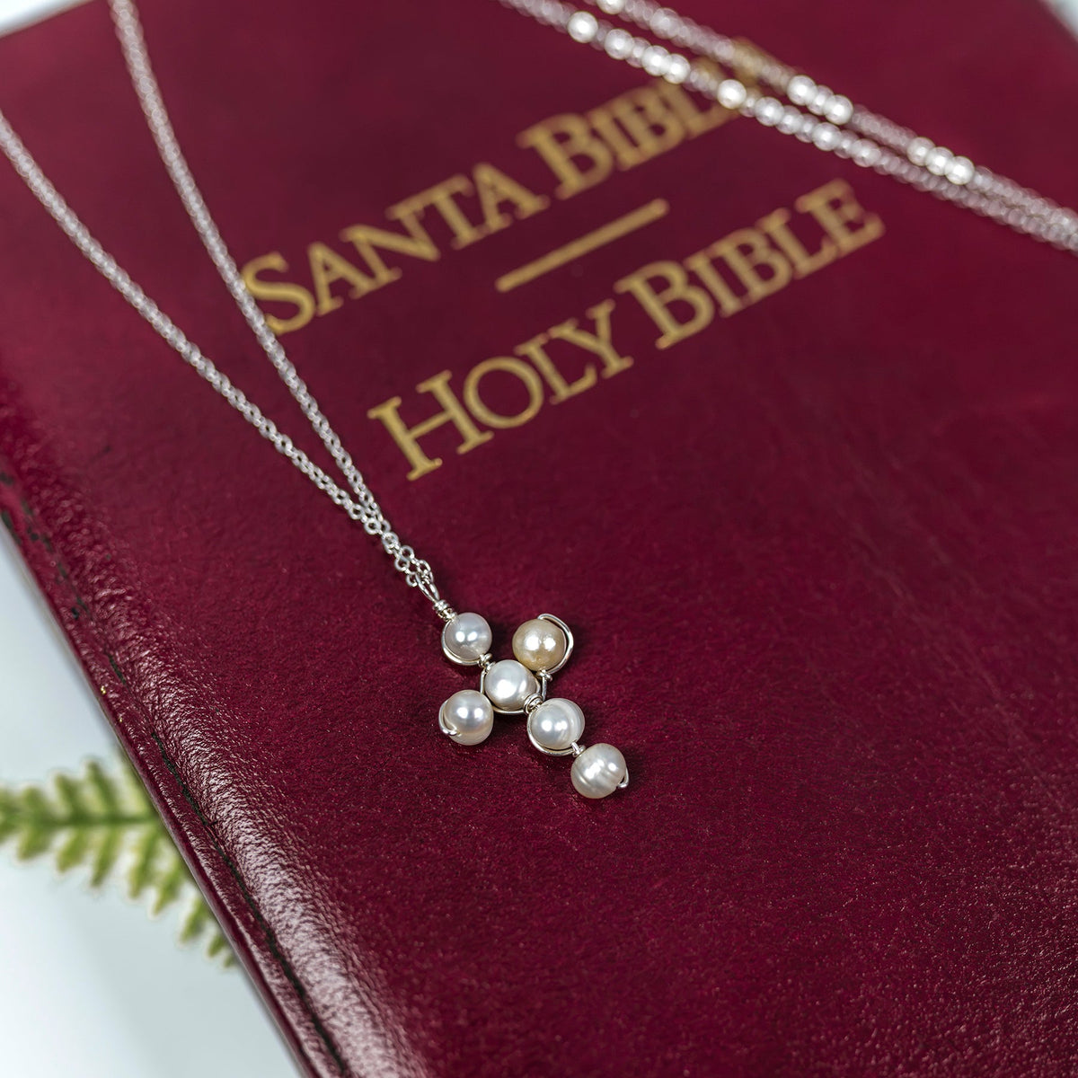 Good News silver necklace