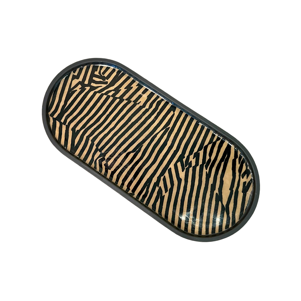 Avant Graphic Lacquered Oval Tray by Source by Studio Skara