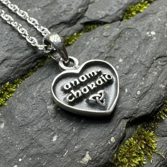 Petite Scottish Anam Charaid Necklace
